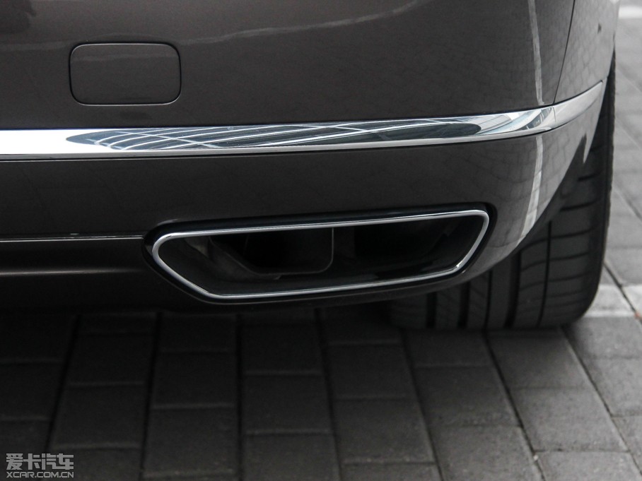 2015WA8 6.3 FSI W12 quattroŞ