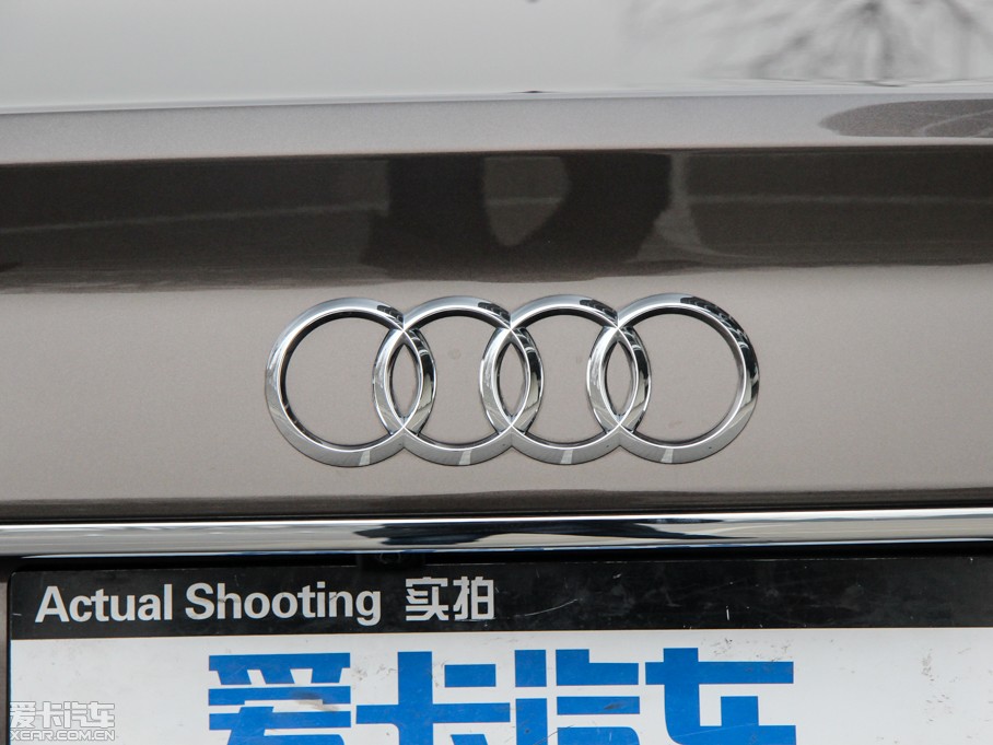 2015WA8 6.3 FSI W12 quattroŞ