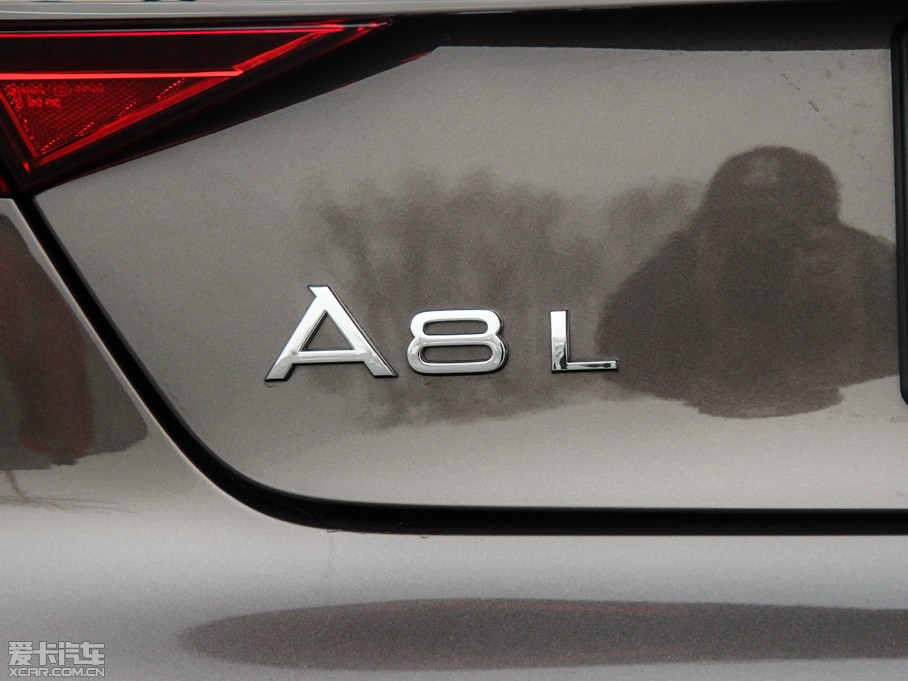 2015WA8 6.3 FSI W12 quattroŞ