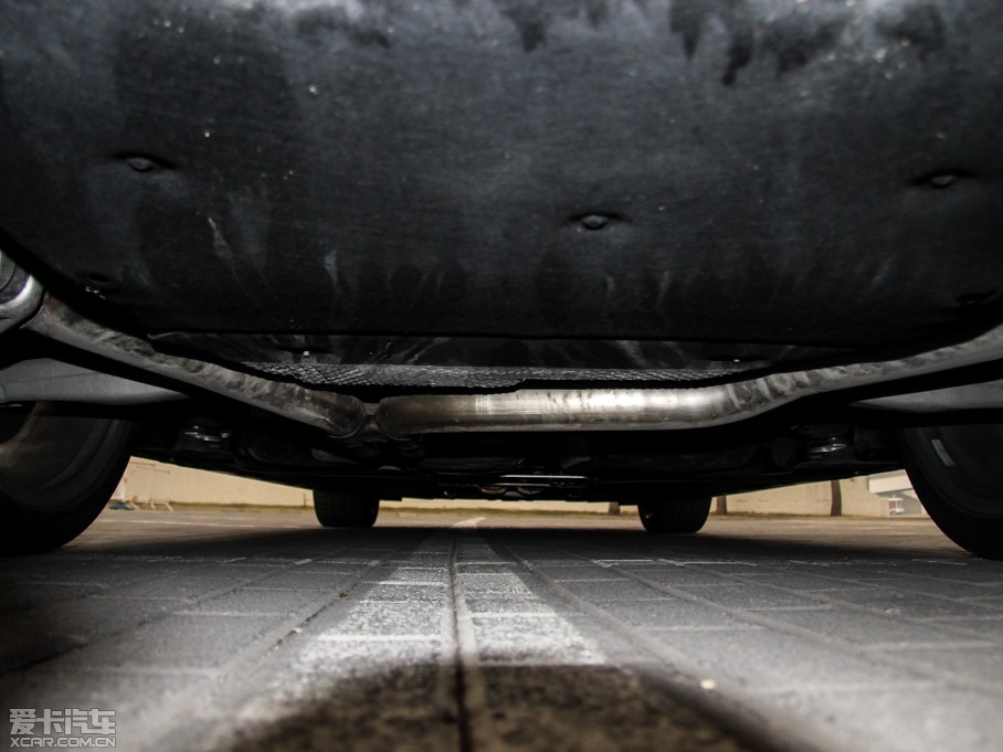 2015WA8 6.3 FSI W12 quattroŞ