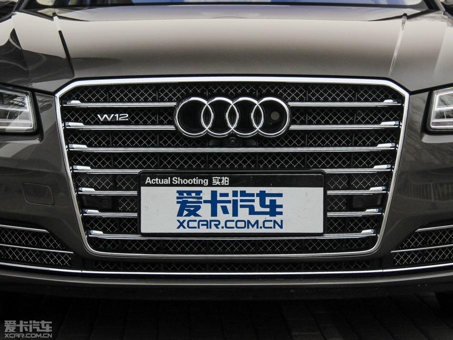 2015WA8 6.3 FSI W12 quattroŞ