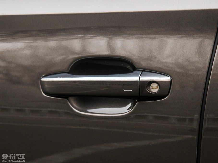 2015WA8 6.3 FSI W12 quattroŞ