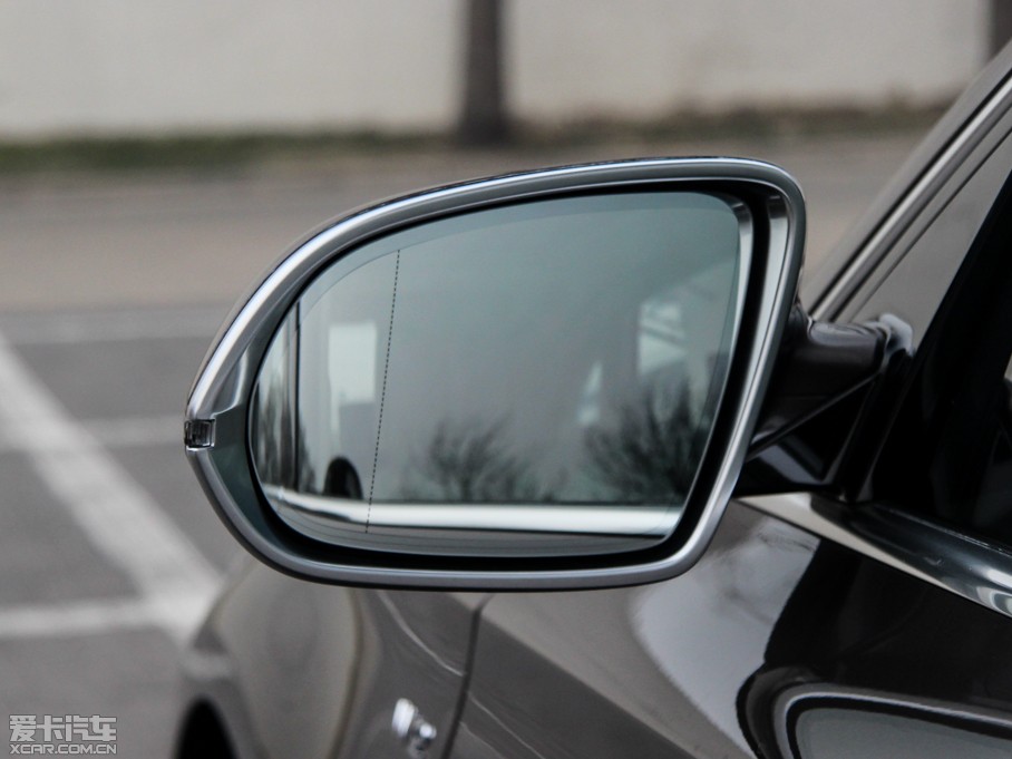 2015WA8 6.3 FSI W12 quattroŞ