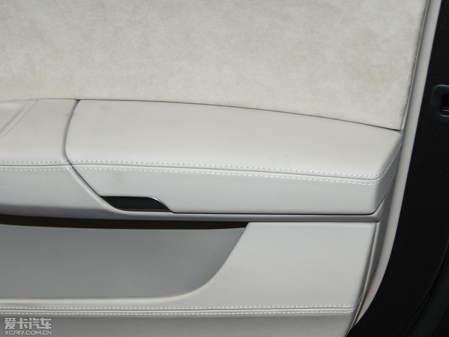 2015WA8 6.3 FSI W12 quattroŞ