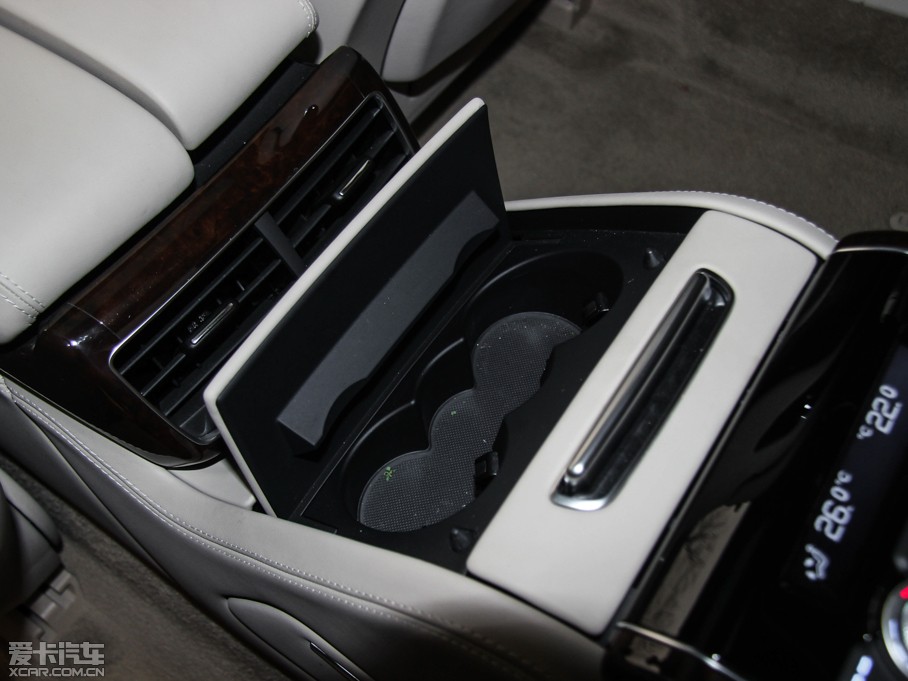 2015WA8 6.3 FSI W12 quattroŞ