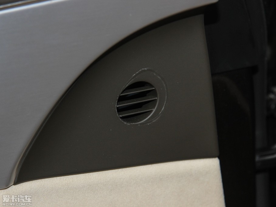 2015WA8 6.3 FSI W12 quattroŞ