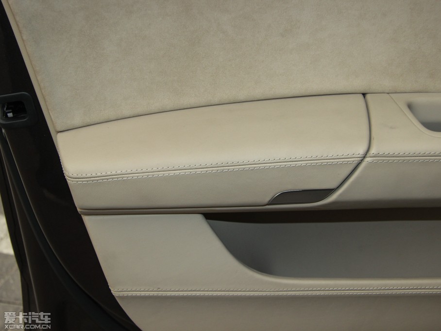 2015WA8 6.3 FSI W12 quattroŞ