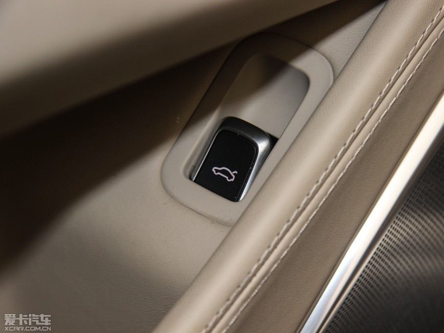 2015WA8 6.3 FSI W12 quattroŞ