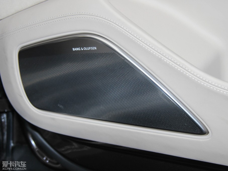 2015WA8 6.3 FSI W12 quattroŞ