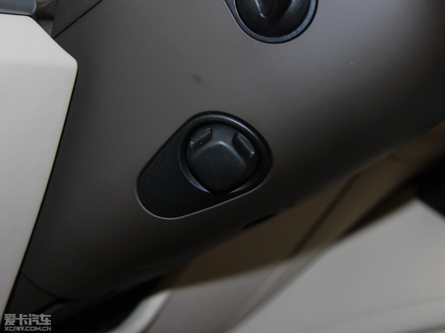 2015WA8 6.3 FSI W12 quattroŞ