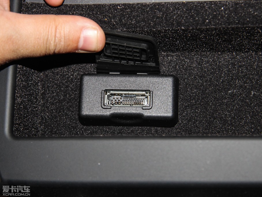 2015WA8 6.3 FSI W12 quattroŞ