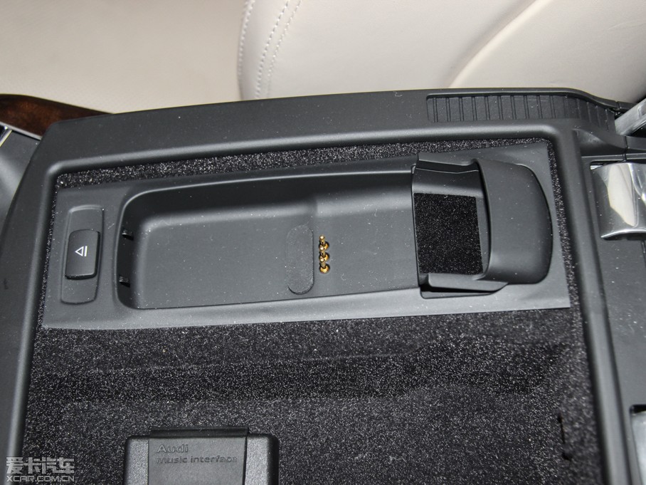 2015WA8 6.3 FSI W12 quattroŞ