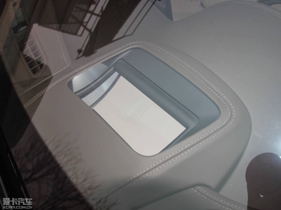 2015WA8 6.3 FSI W12 quattroŞ