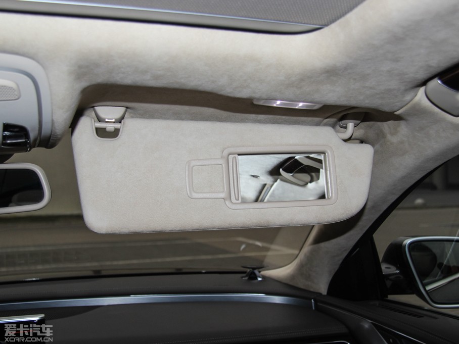 2015WA8 6.3 FSI W12 quattroŞ