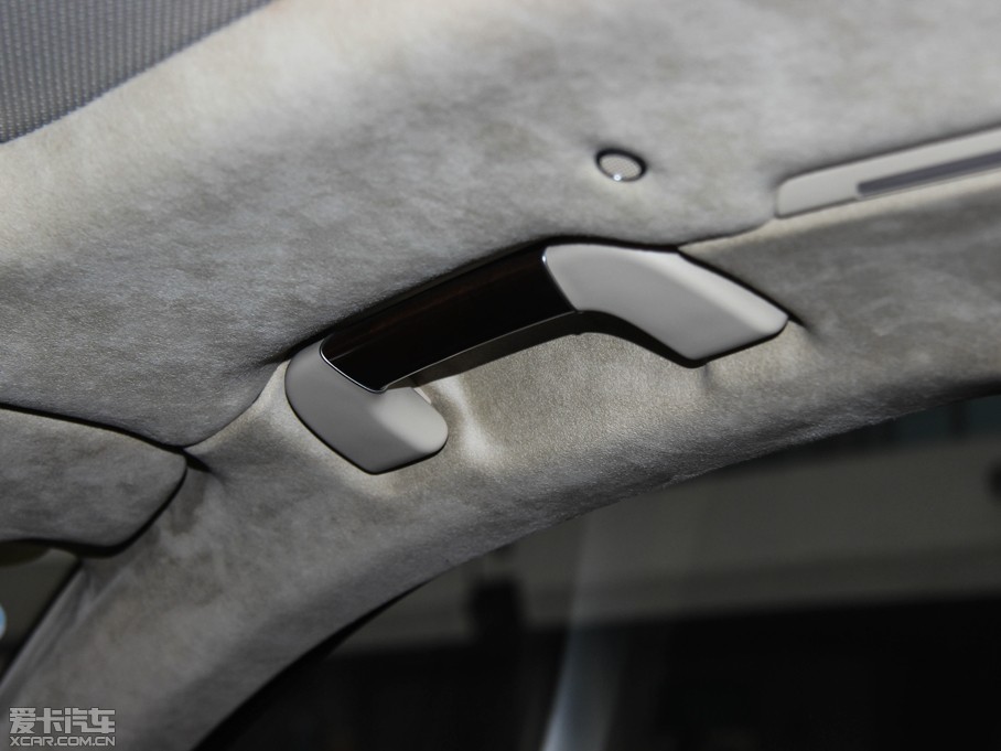 2015WA8 6.3 FSI W12 quattroŞ