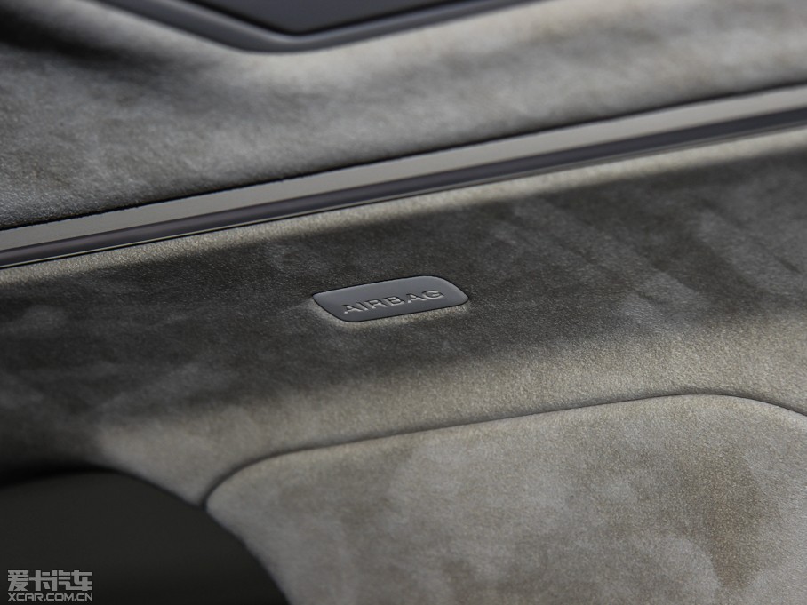 2015WA8 6.3 FSI W12 quattroŞ