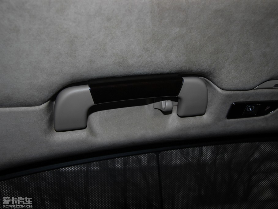 2015WA8 6.3 FSI W12 quattroŞ