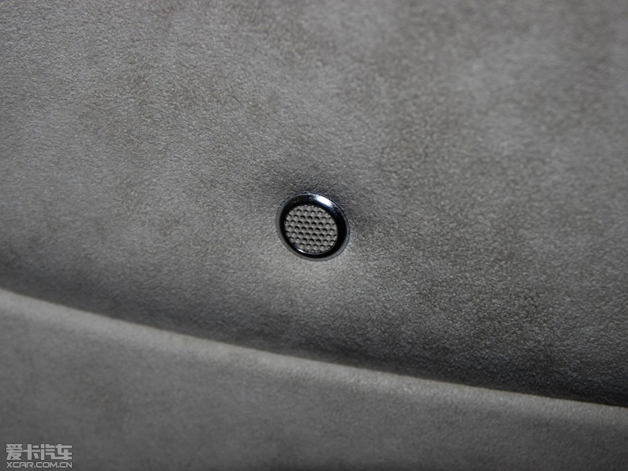 2015?yun)WA8 6.3 FSI W12 quattroŞ