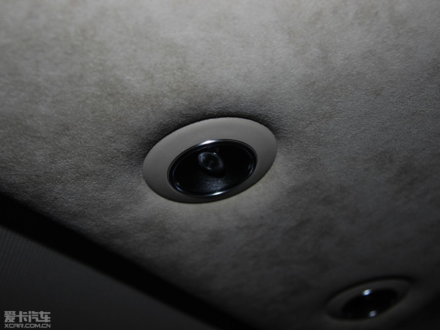 2015WA8 6.3 FSI W12 quattroŞ