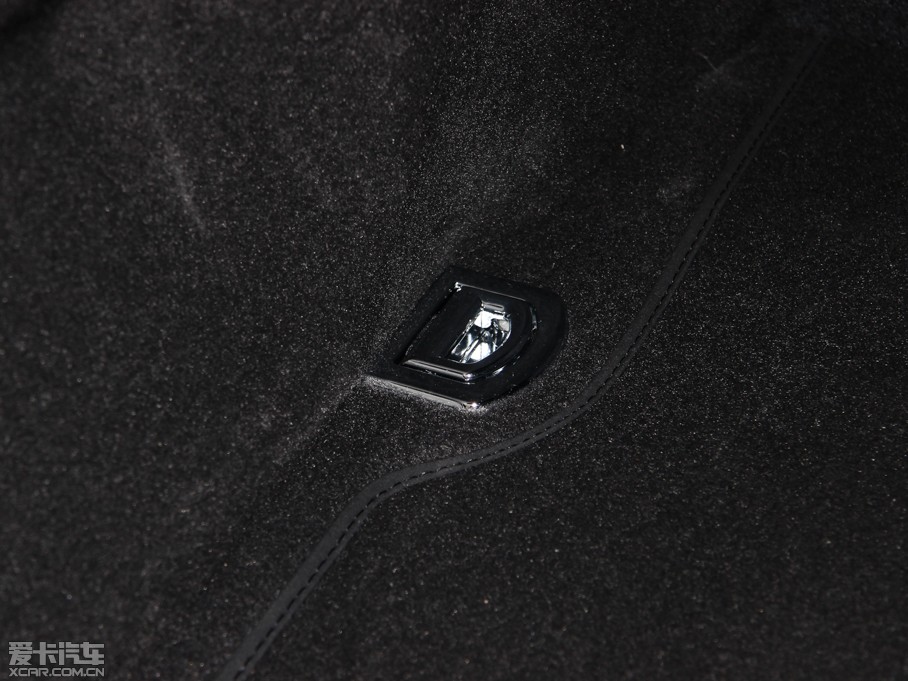 2015WA8 6.3 FSI W12 quattroŞ