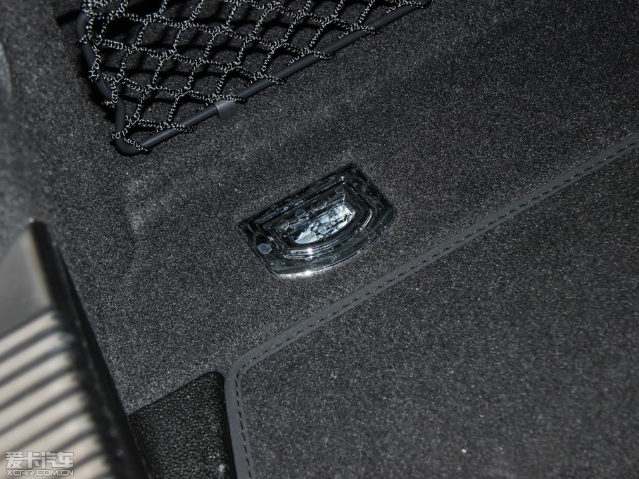 2015WA8 6.3 FSI W12 quattroŞ