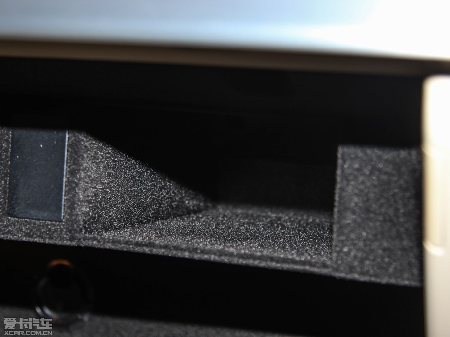 2015WA8 6.3 FSI W12 quattroŞ