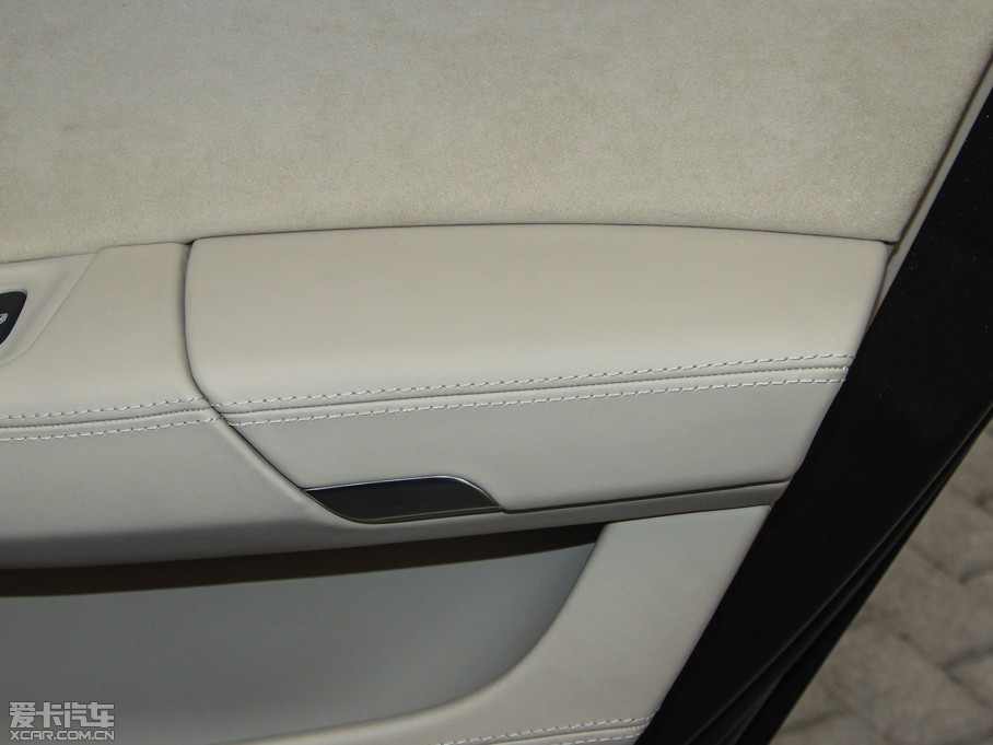 2015WA8 6.3 FSI W12 quattroŞ