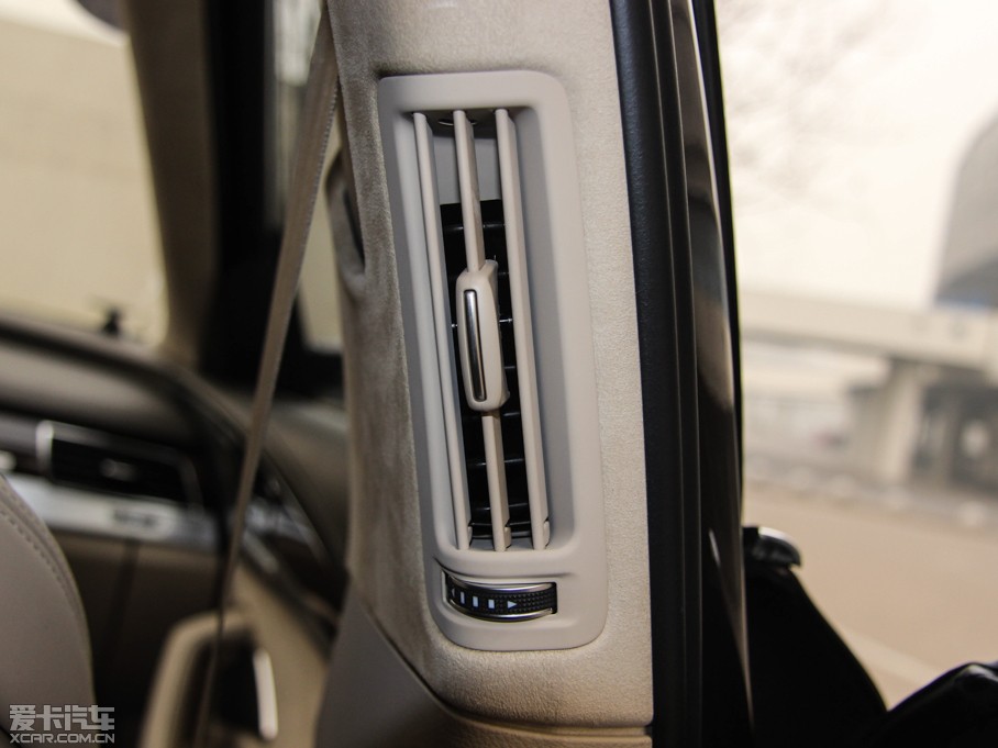 2015WA8 6.3 FSI W12 quattroŞ