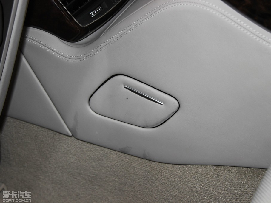 2015WA8 6.3 FSI W12 quattroŞ