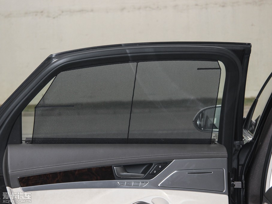 2015WA8 6.3 FSI W12 quattroŞ