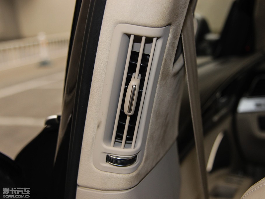 2015WA8 6.3 FSI W12 quattroŞ