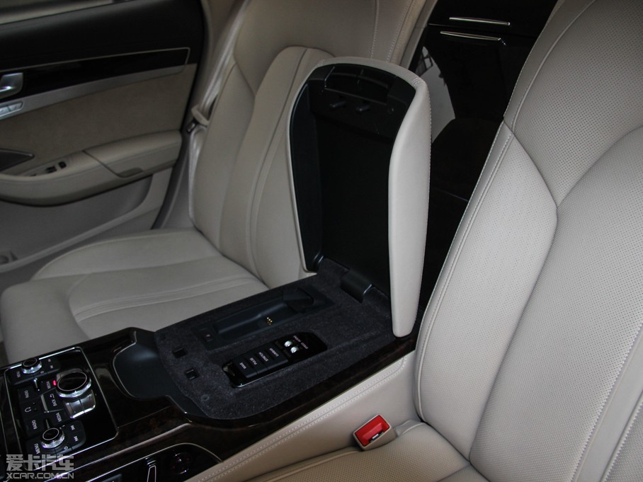 2015WA8 6.3 FSI W12 quattroŞ