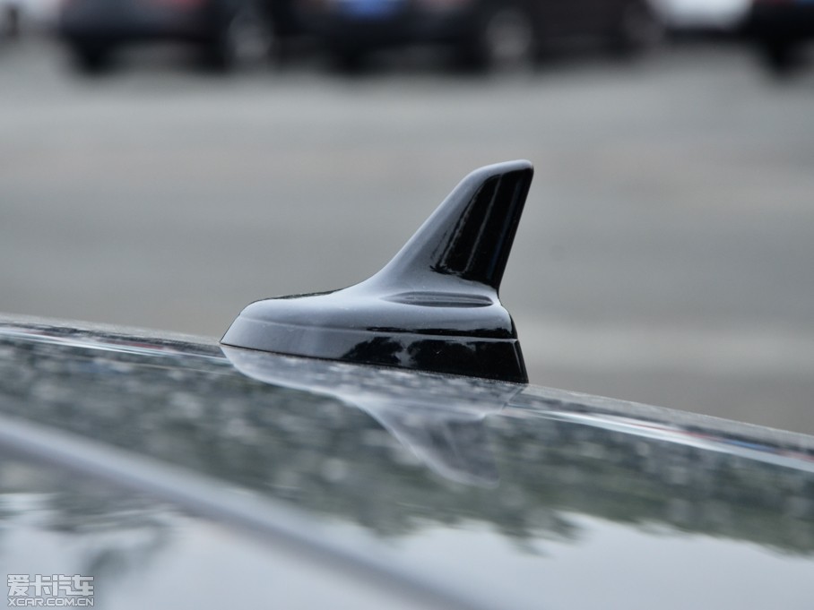 2015��W��A8 50 TFSI quattro���A��