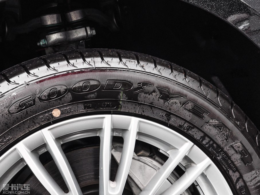 2015WA8 45 TFSI quattro