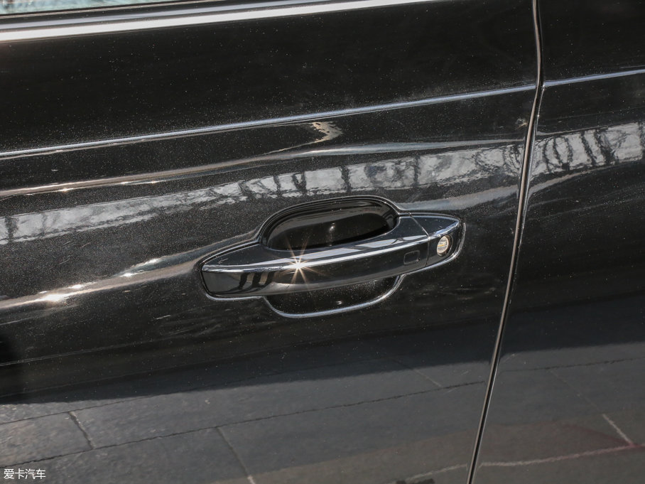 2015WA8 45 TFSI quattroA