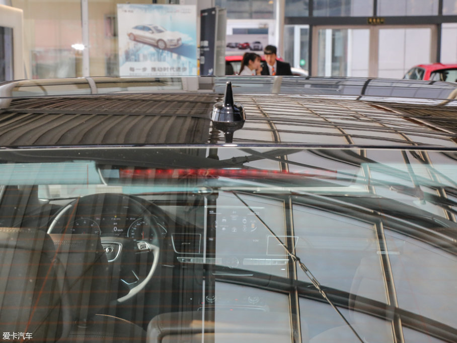 2015��W��A8 45 TFSI quattro���A��