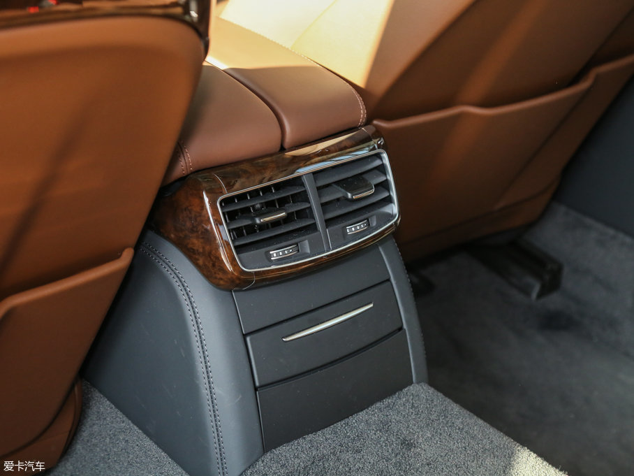 2015WA8 45 TFSI quattroA