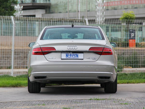 2015款45 TFSI quattro豪华型 正后	
