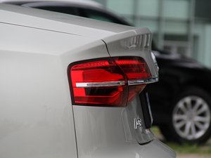 201545 TFSI quattroA ^