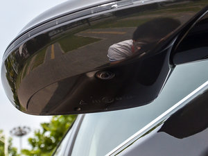 201550 TFSI quattroF ^