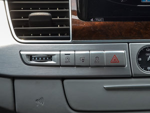 201550 TFSI quattroF п؅^