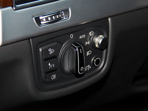 201560 TFSI quattroA g