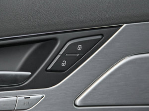 201560 TFSI quattroA п؅^