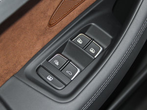 201560 TFSI quattroA п؅^