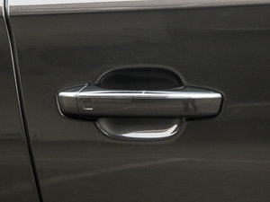 20156.3 FSI W12 quattroŞ ^