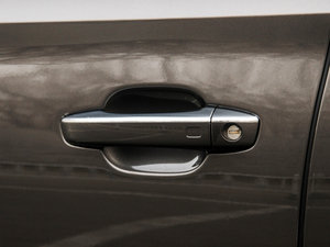 20156.3 FSI W12 quattroŞ ^