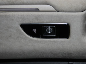 20156.3 FSI W12 quattroŞ g