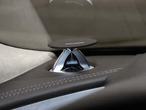 20156.3 FSI W12 quattroŞ g