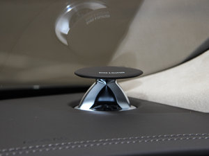 20156.3 FSI W12 quattroŞ g