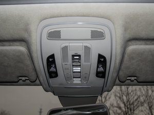 20156.3 FSI W12 quattroŞ g